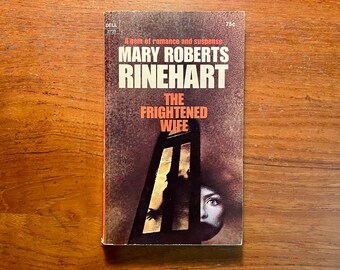 Vintage Romantic Suspense Book The Frightened Wife by Mary Roberts Rinehart 1971 Paperback