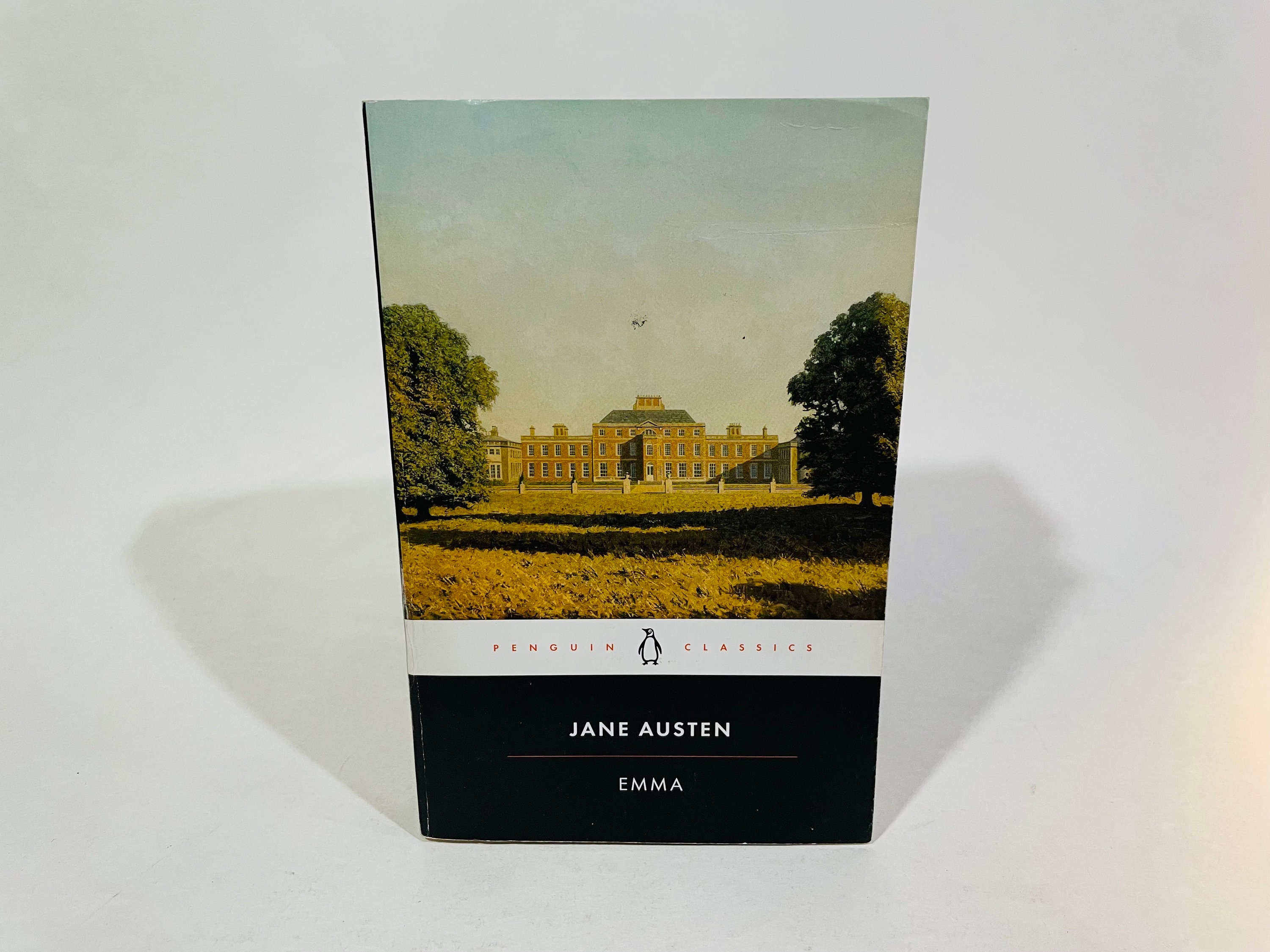 Emma by Jane Austen Penguin Classics UK Edition Softcover