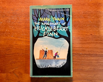 Vintage Classics Book The Adventures of Huckleberry Finn by Mark Twain 1960s Edition Paperback