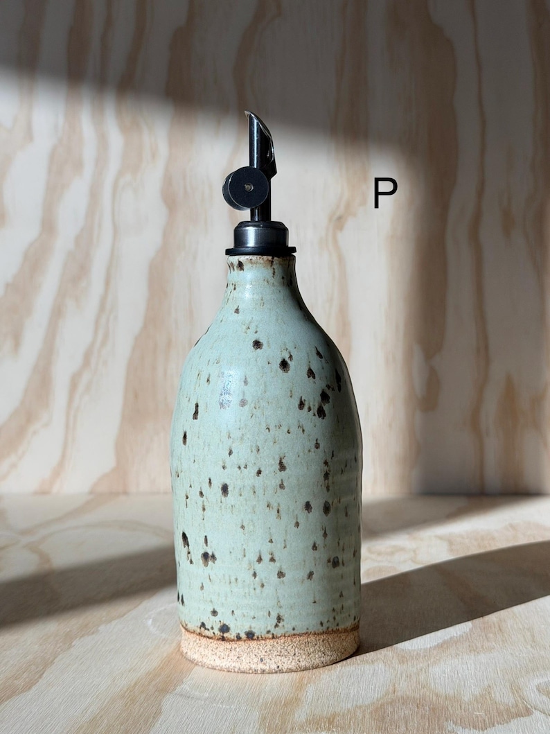 olive oil bottle, syrup dispenser, handmade oil cruet pistachio XL 14oz(P)