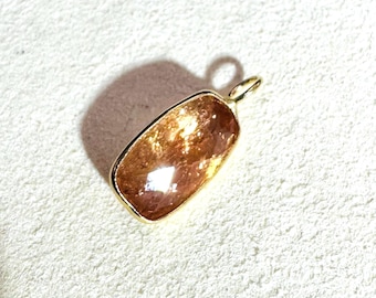 3.5CT Luscious Apricot Orange Imperial Topaz 14K Yellow Gold Pendant in Solid 14K Yellow Gold