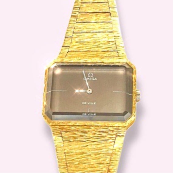 Amazing Retro Vintage 1970s Solid 18K Yellow Gold Thick Portrait Crystal De Ville Omega Watch Etsy