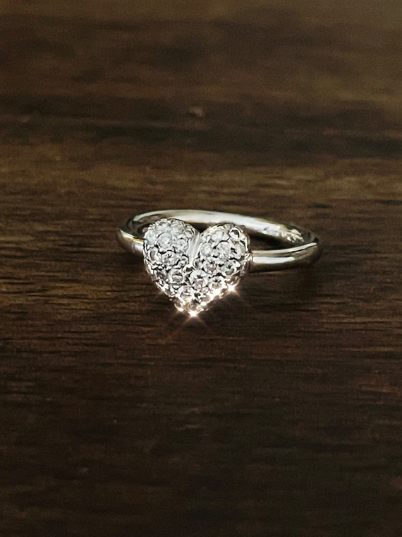 18K White Gold Diamond Pave Heart Ring Size 5 by D