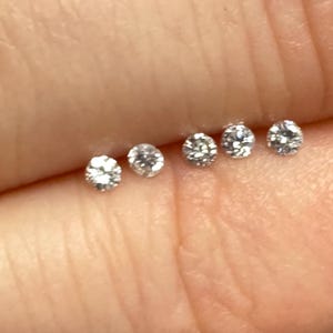 Lot of 5 .14CTW Modern Round Brilliant Cut Diamonds Well Matched Layout G-H VS2-SI1 1.9mm for Repair or Custom Jewelry