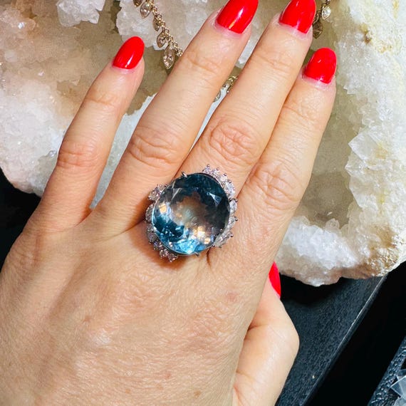 ヴィンテージ　ブルートパーズ　ダイヤモンド　プラチナリング ヴィンテージブルートパーズダイヤモンドプラチナリング