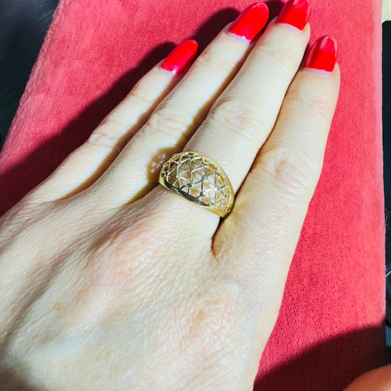 Solid 10K Yellow Gold Domed Open Lace Ring Size 6 - image 2