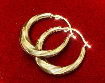 Solid 10K Yellow Gold .80&quot;  22mm Tapered Twisted Shiny  Hoop Earrings