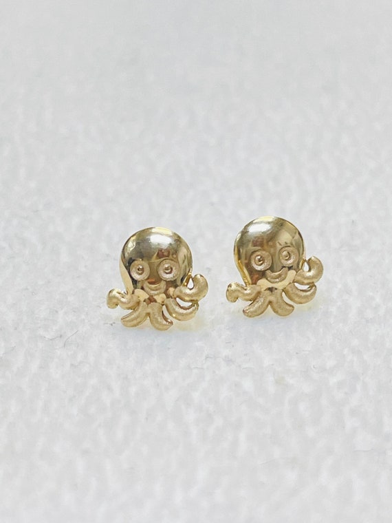 Adorable Figural  Solid 14K Yellow Gold Octopus Pu