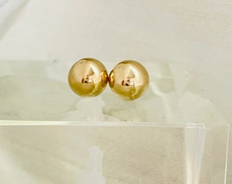 6mm 14K Yellow Gold Ball Stud Earrings