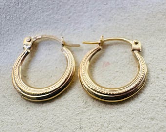 Solid 10K Yellow Gold 1/2&quot; 12mm Small Size Textured Tapered Hoop Earrings
