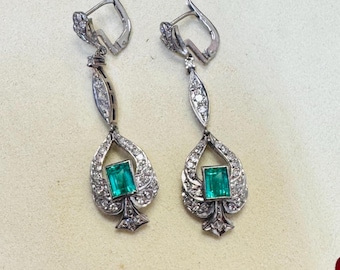 Solid 18K White Gold Antique Art Deco Diamond and Colombian Emerald Spade Drop Earrings