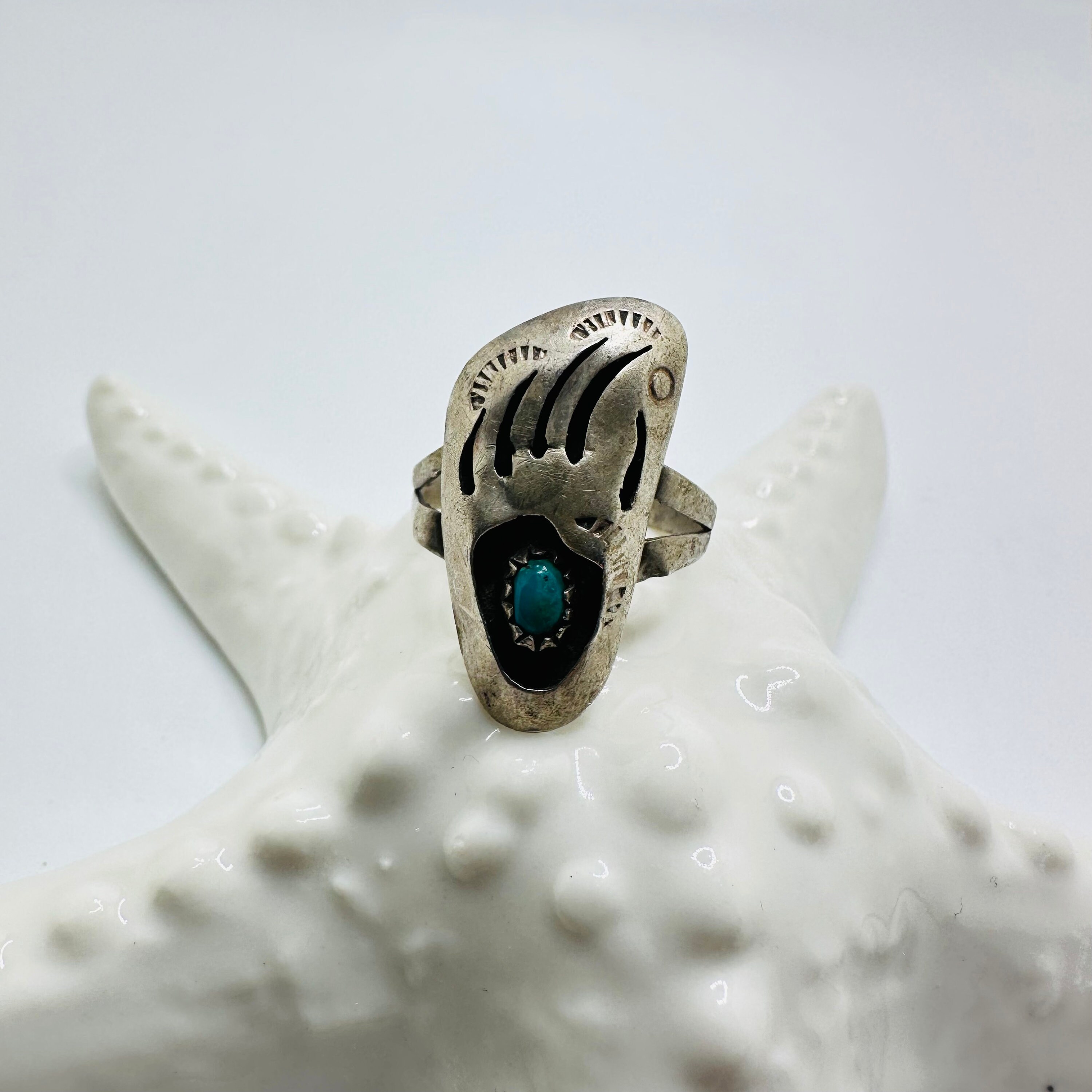 【b-16】 one‐hand bear claw / Turquoise b-16】 one‐hand bear claw / Turquoise b-16】 one‐hand bear
