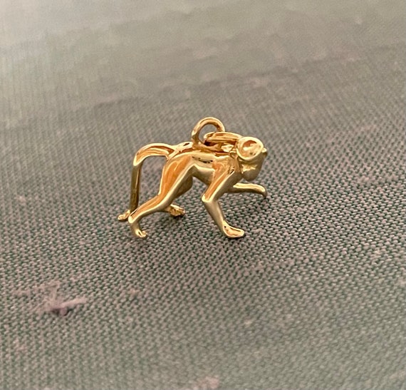 Cute! Mini Solid 14K Yellow 3D Dimensional Monkey… - image 1