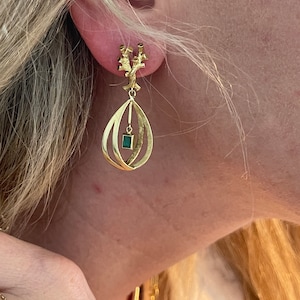Solid 18K Yellow Gold Colombian Emerald Drop Earrings with Branch Tops