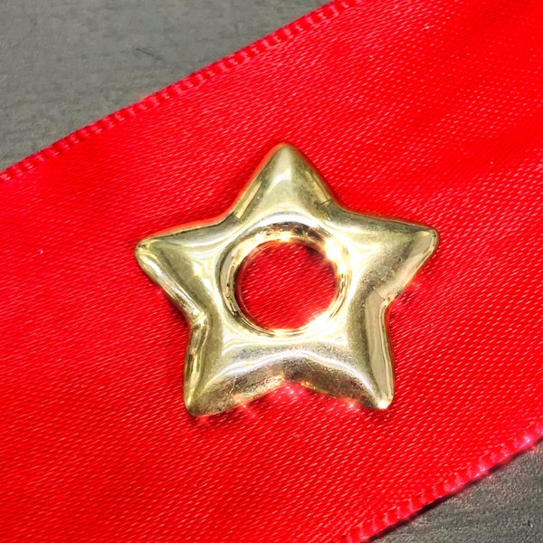 Vintage Puffy 10K Yellow Gold Star Shaped Charm for a Pendant or Hoop Earrings .80" 22x22mm