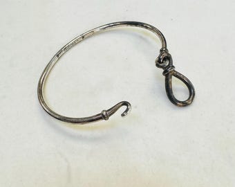 Sterling Silver Hook Closure Bangle Bracelet 7.5