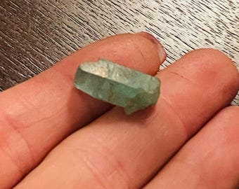 7.9CT Loose Natural Colombian Rough Emerald Crystal