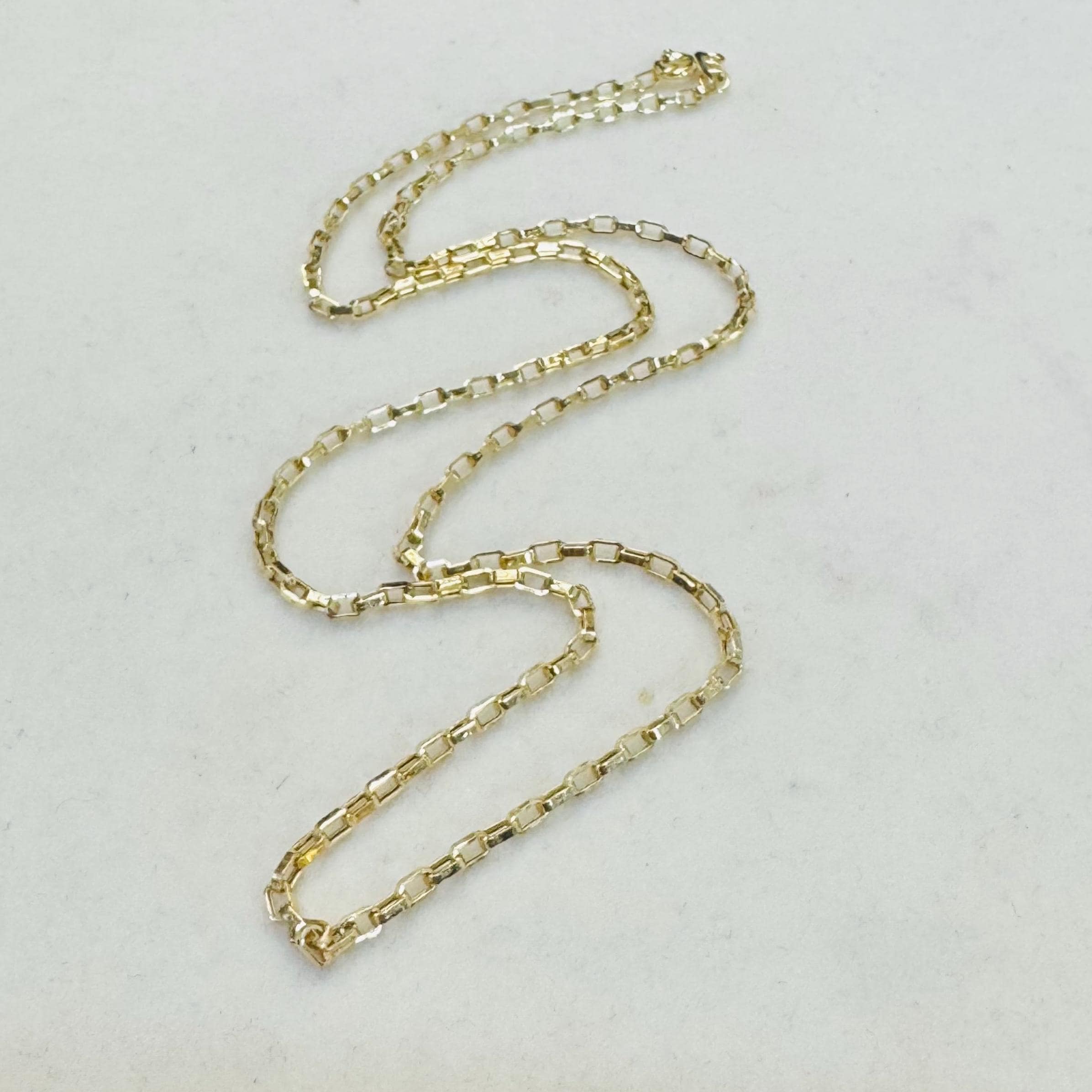 ネックレス 10k Yellow Gold Chain Top 10K Yellow Gold 2.5mm Rectangular Biker Link Box Chain Necklace 18