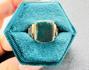 Vintage 9CT 375 Bloodstone Rose Gold Ring Size 8.5