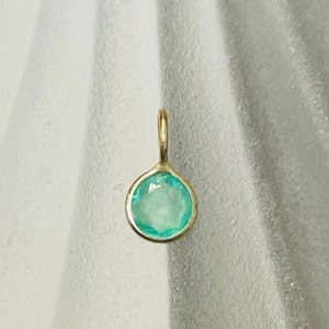 Natural .50CT Round Colombian Emerald with Solid 14K Gold Pendant