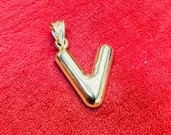 Leuke 10 kt geelgouden gezwollen ballonhanger V-bedel