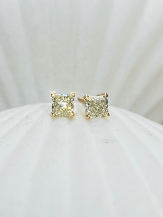 Yellow gold princess 2024 cut diamond earrings