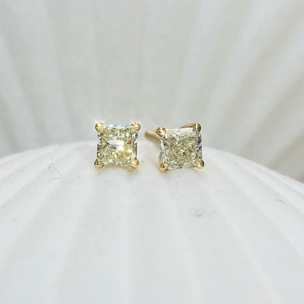 Natural .68CT Cushion Cut Diamond Solid 14K Yellow Gold Stud Earrings Basket Set 3.5x3.5mm