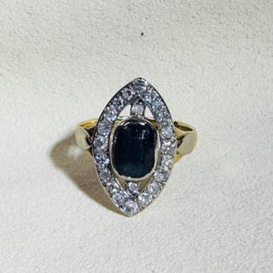 Antieke Victoriaanse Navette-ring met diamant en saffier, 18 kt goud en platina, maat 5
