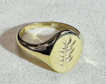 10K Yellow Gold Leaf Signet Ring Size 6.75