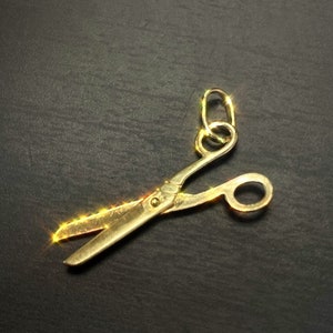 Solid 10K Yellow Gold Cute Mechanical Scissors Charm  or Pendant 1"