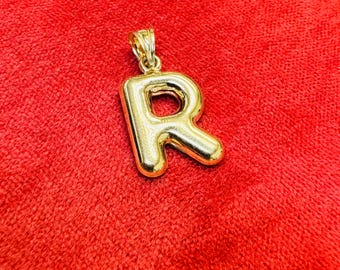 Leuke 10 kt geelgouden gezwollen ballon-hanger met initialen R