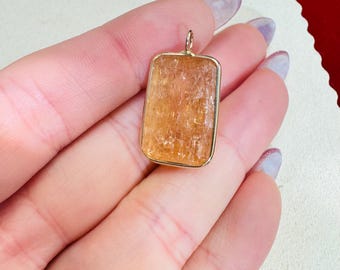 20CT Luscious Apricot Orange Imperial Topaz 14K Yellow Gold Pendant in Solid 14K Yellow Gold