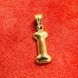 Cute 10K Yellow Gold Puffy Initial I Charm Pendant