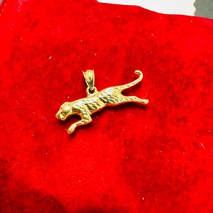 Cute 14K Yellow Gold Panther Charm Pendant
