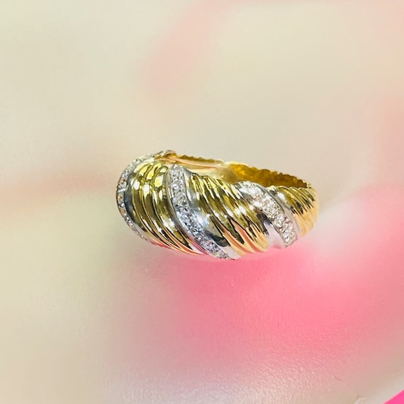 Solid 18K Yellow Gold Diamond Pave Shrimp or Croi… - image 5