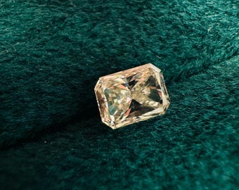 Radiant Cut Shape .56CT Natural Diamond I VS2  5.48x4.09mm