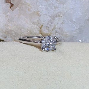 Natural Diamond and 10K White Gold Glittering Engagement Ring Size 7