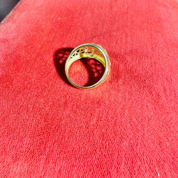 Solid 10K Yellow Gold Domed Open Lace Ring Size 6 - image 4