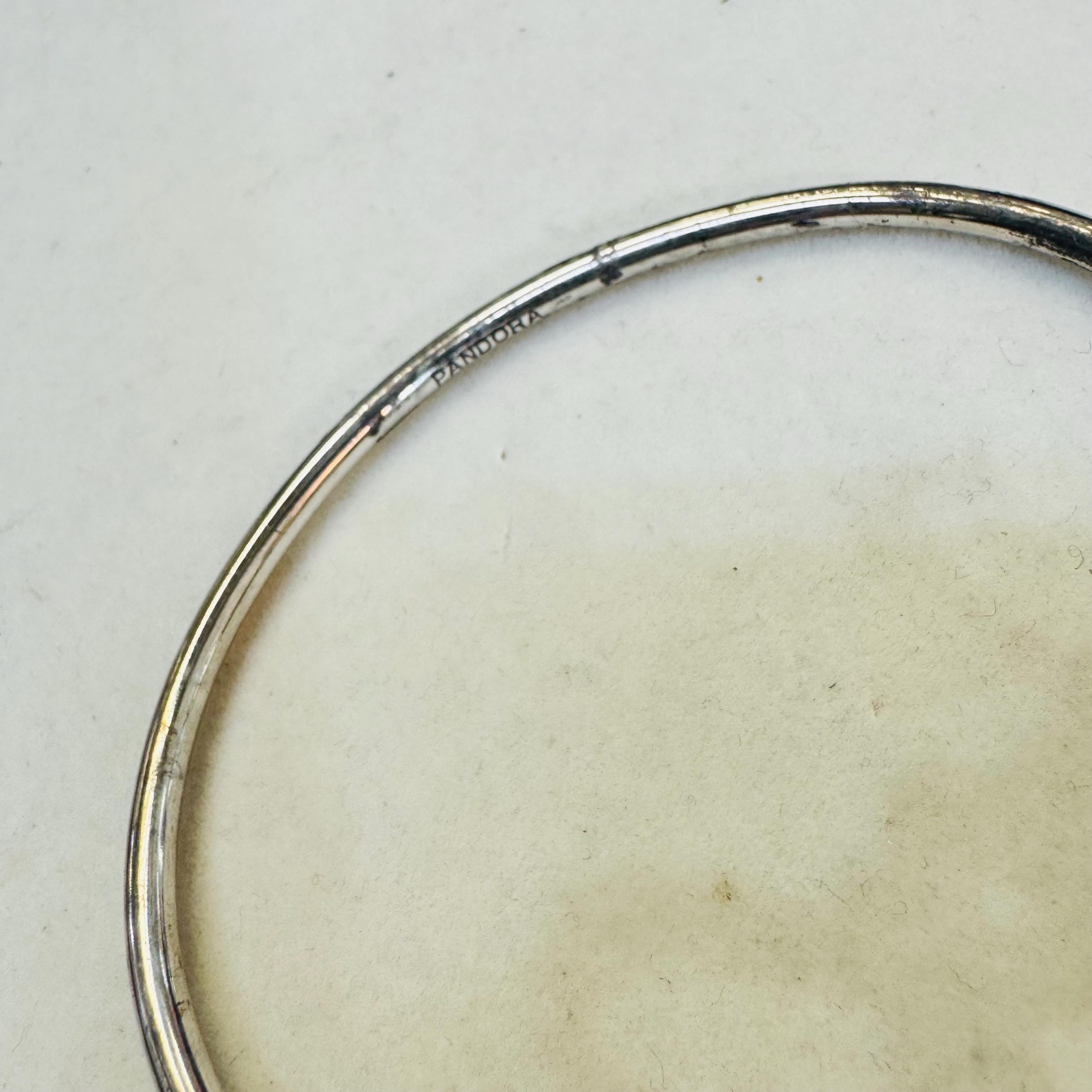 Sterling Silver Hook Closure Bangle Bracelet 7.5