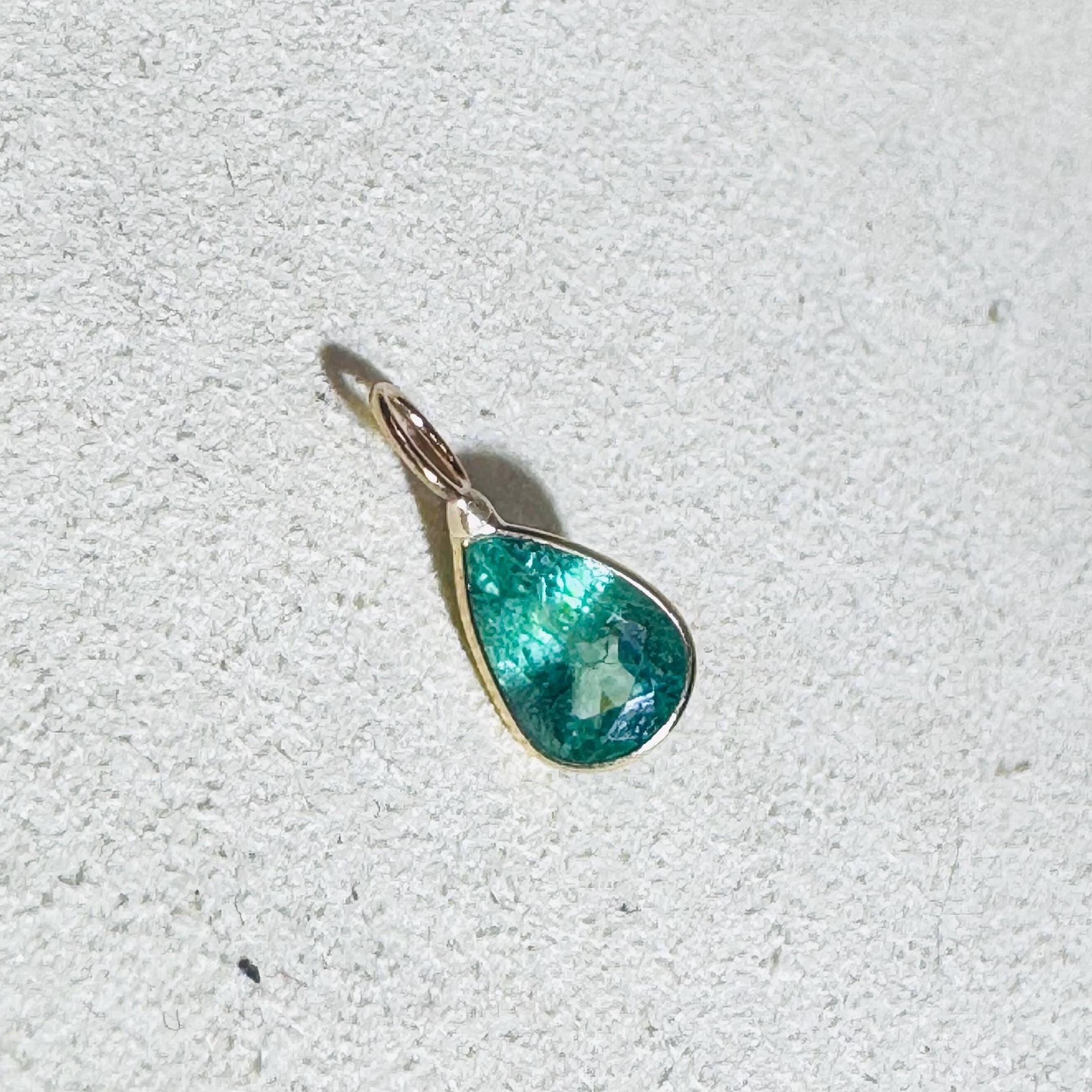 Natural  .65CT  Pear Cut Emerald  Pendant Made in Solid 14K Yellow Gold