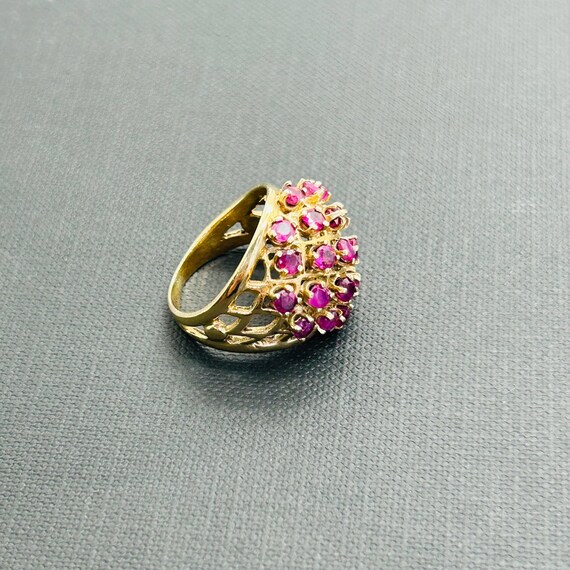 14K Solid Yellow Gold Ruby Ring size 6 - image 4