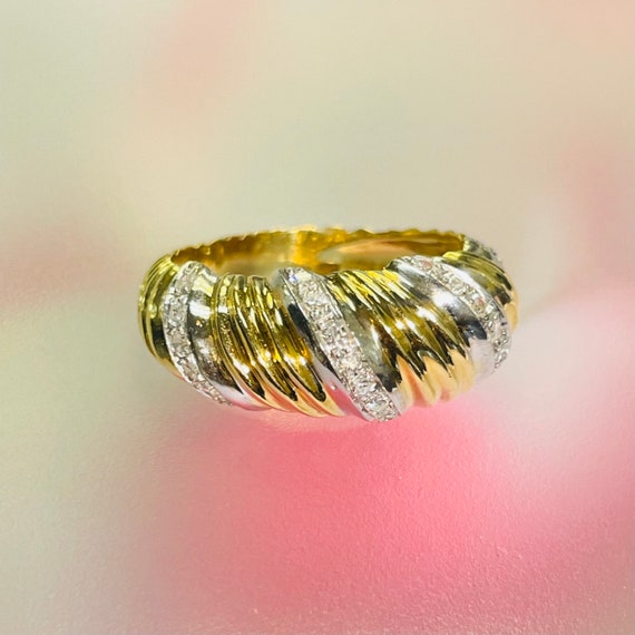 Solid 18K Yellow Gold Diamond Pave Shrimp or Croi… - image 3