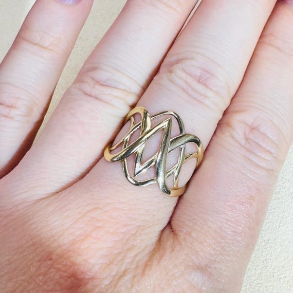 10K Yellow Gold Abstract Swirl Ring Size 7 - image 7