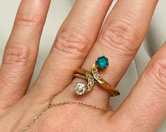 Gorgeous Antique Edwardian Old Mine Cut Diamond And Emerald Toi et Moi 14K Gold Ring Size 8