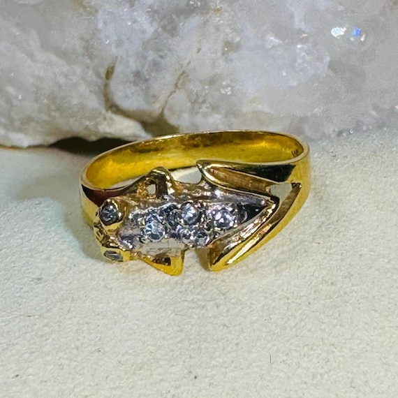 Solid 18K Yellow Gold Frog Ring with Crystals Siz… - image 1
