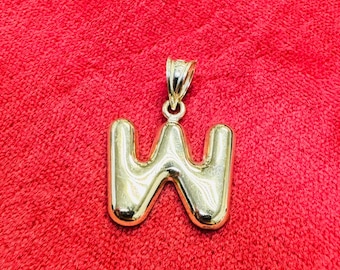 Leuke 10 kt geelgouden gezwollen balloom-hanger met initialen