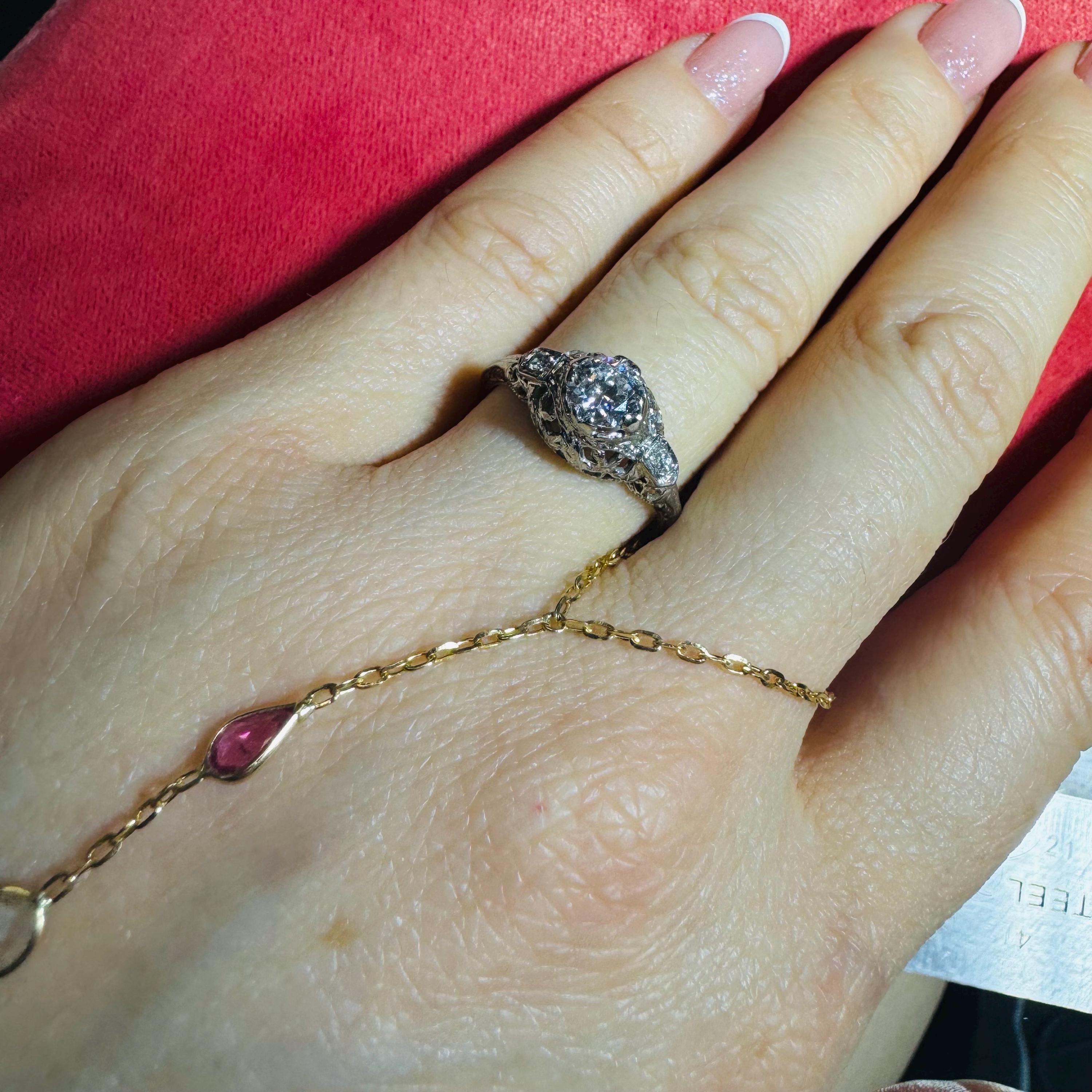 18K ホワイト ゴールド アンティーク 0.40CT オールド マイン