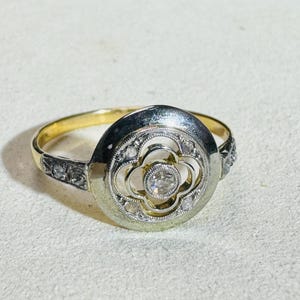 Art Deco 18K Yellow Gold and Platinum Diamond Ring Size 8.5