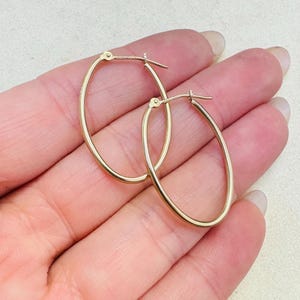 1 "Oval Solid 10K Gelbgold Creolen