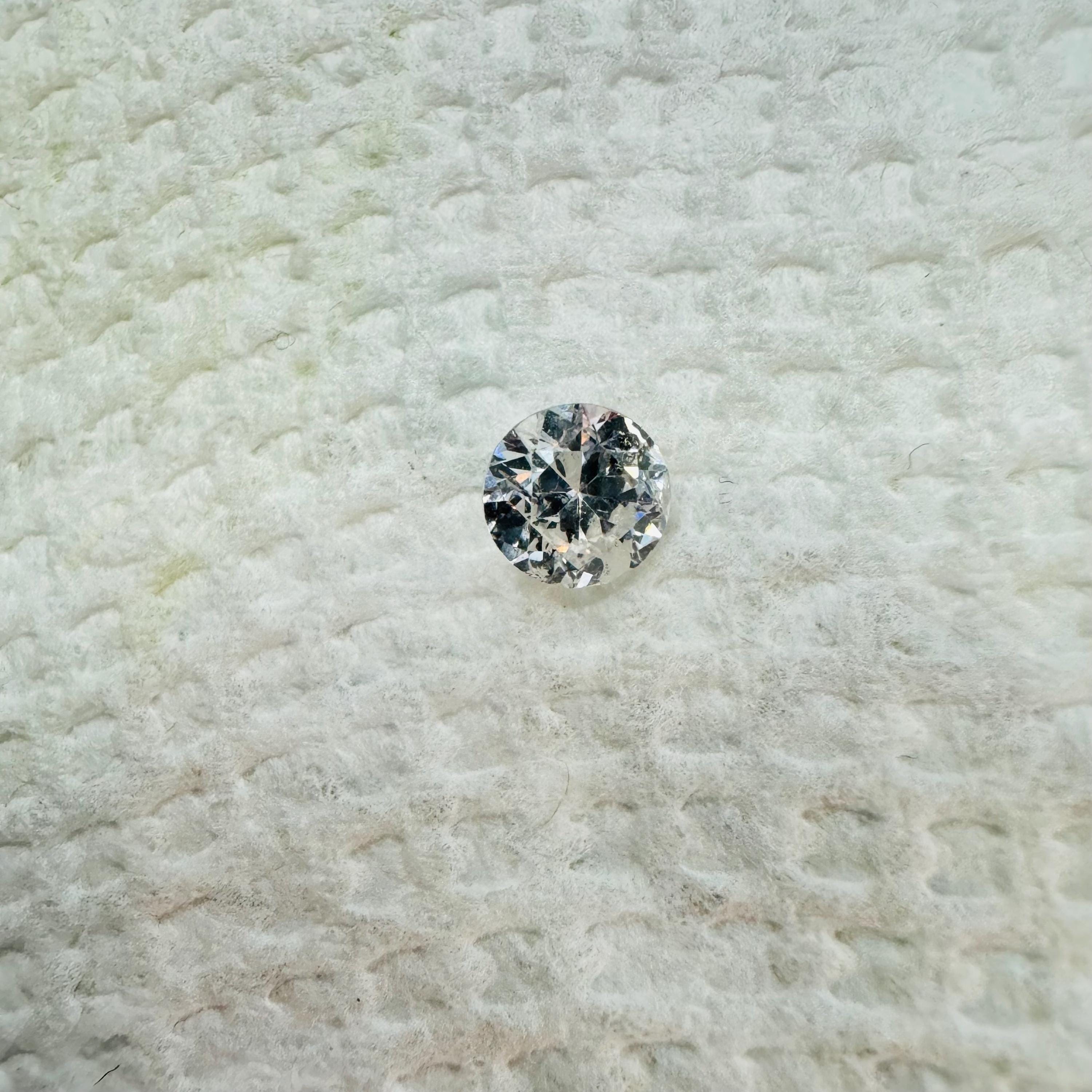 Round Cut .63CT  Loose Diamond Natural 5.5mm F color
